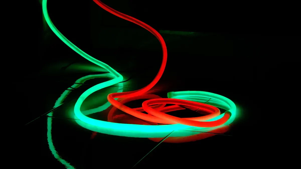 プロジェクト用に 3D LED フレックスを曲げる前に知っておくべきこと