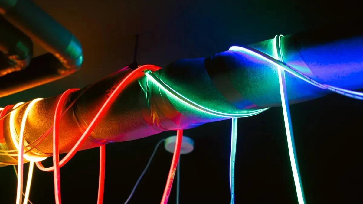 3D ベンディングフレキシブル LED ネオン: 曲面アーキテクチャの究極ガイド